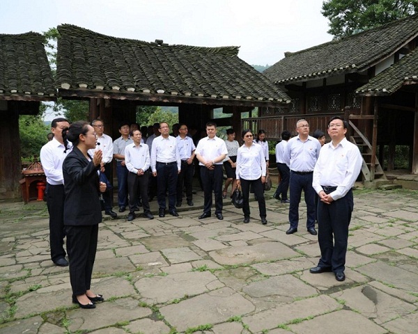 夏红民： “不忘初心、牢记使命”走好全面从严治党新的长征路