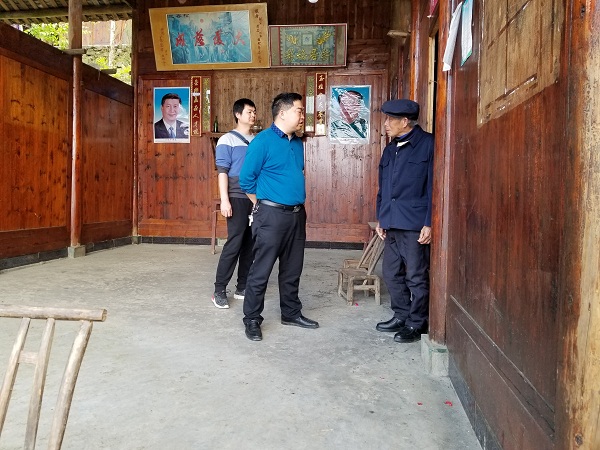 杜奎深入怒溪镇麻阳溪村、梵星村暗访督导 “扫黑除恶专项斗争”工作