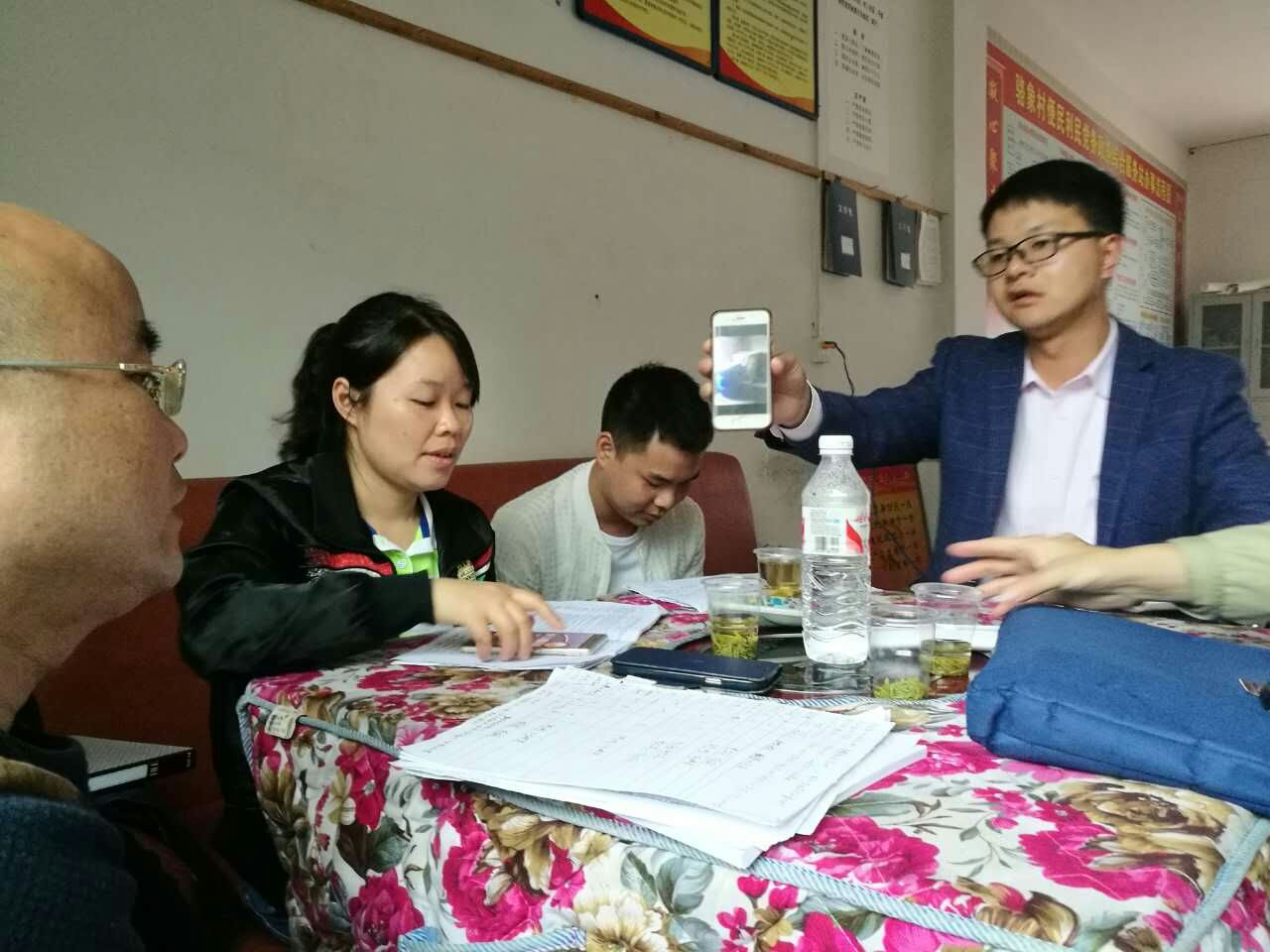 纪检人镜头人民群众的“贴心人”