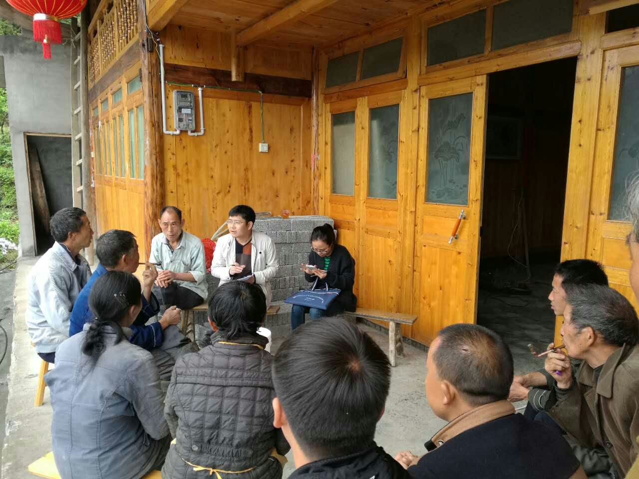 纪检人镜头人民群众的“贴心人”