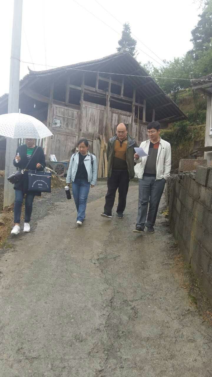 纪检人镜头人民群众的“贴心人”