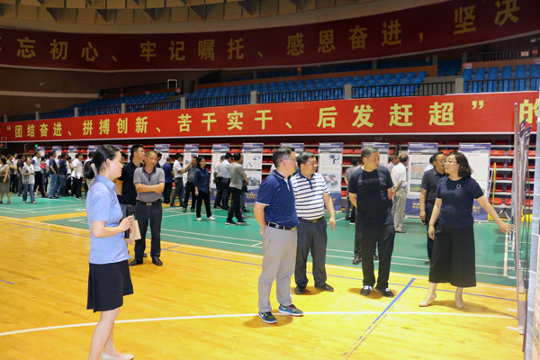 我县组织开展扶贫领域形式主义官僚主义突出问题专项警示教育展