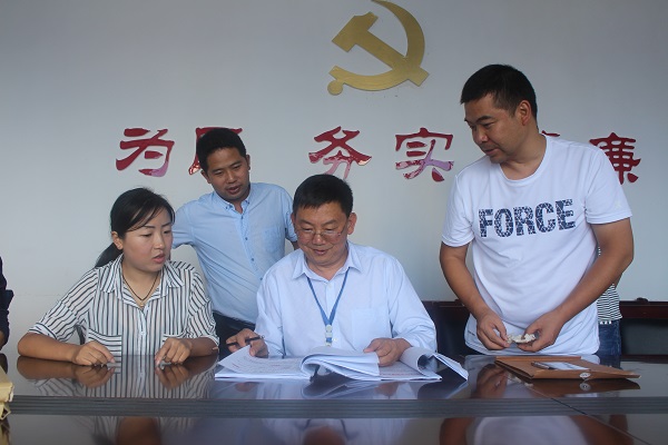 贵州省全国纪检监察先进典型徐达志三个“多一点” 丹心写春秋