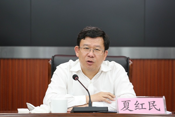 全省纪检监察系统集中开展“当好党内政治生态‘护林员’、以新面貌新气象迎接党的十九大大”主题教育工作