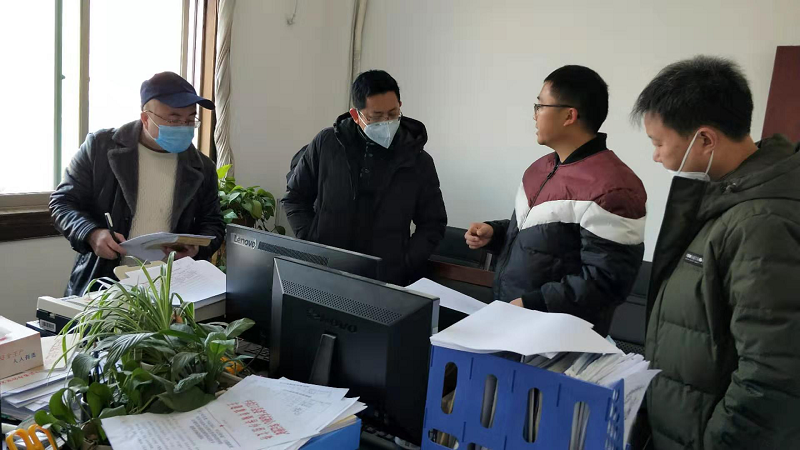 打赢疫情防控“阻击战”    江口纪检监察干部持续有效发力