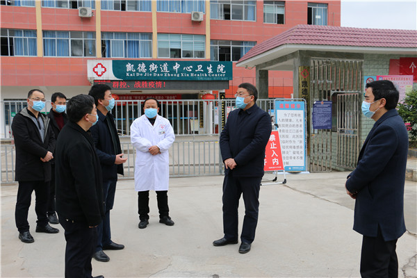 蒋兴勇到江口县暗访督导疫情防控工作