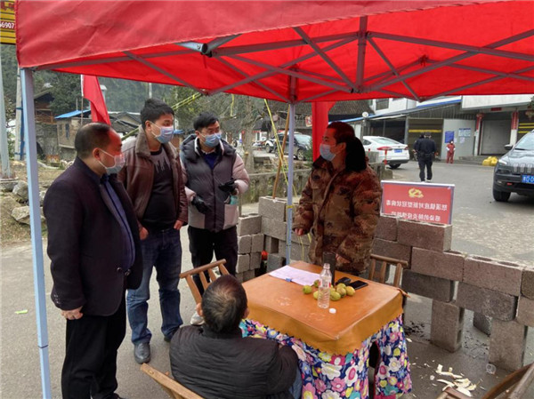 江口：乡镇（街道）纪检监察干部奋战在“疫”线