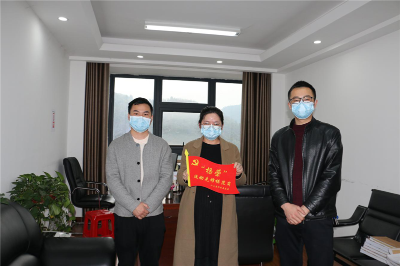 江口：创建流动先锋模范岗掀起学杨荣同志新热潮