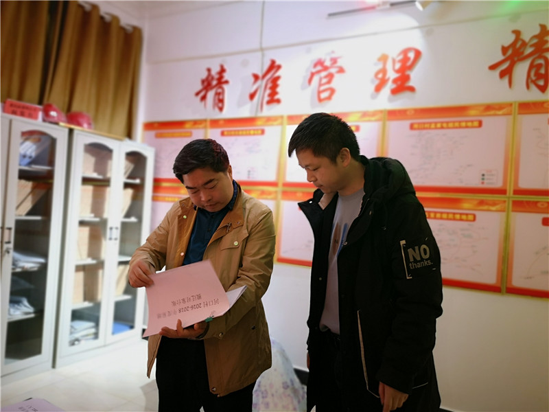 杜奎到怒溪镇督导脱贫攻坚“冲刺90天打赢歼灭战”工作