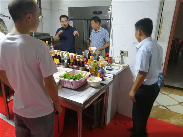 制止餐饮浪费 江口县纪委监委在行动