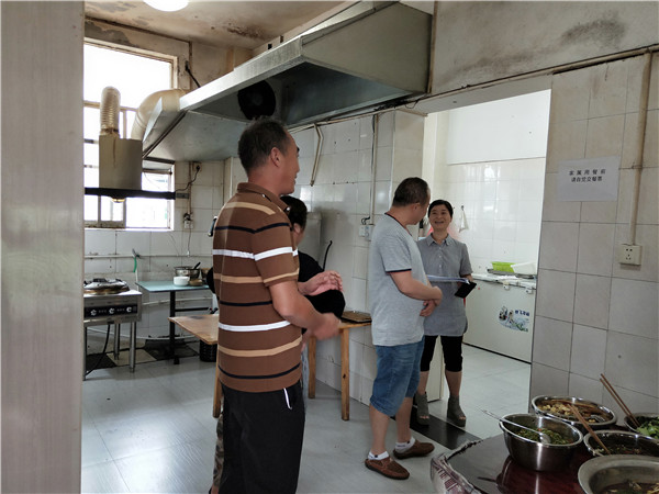 制止餐饮浪费 江口县纪委监委在行动