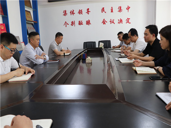 唐永湖到双江街道调研廉政教育等工作