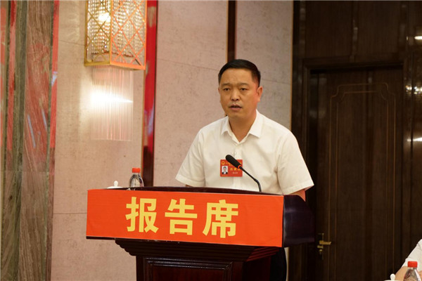 唐永湖当选江口县监察委员会主任