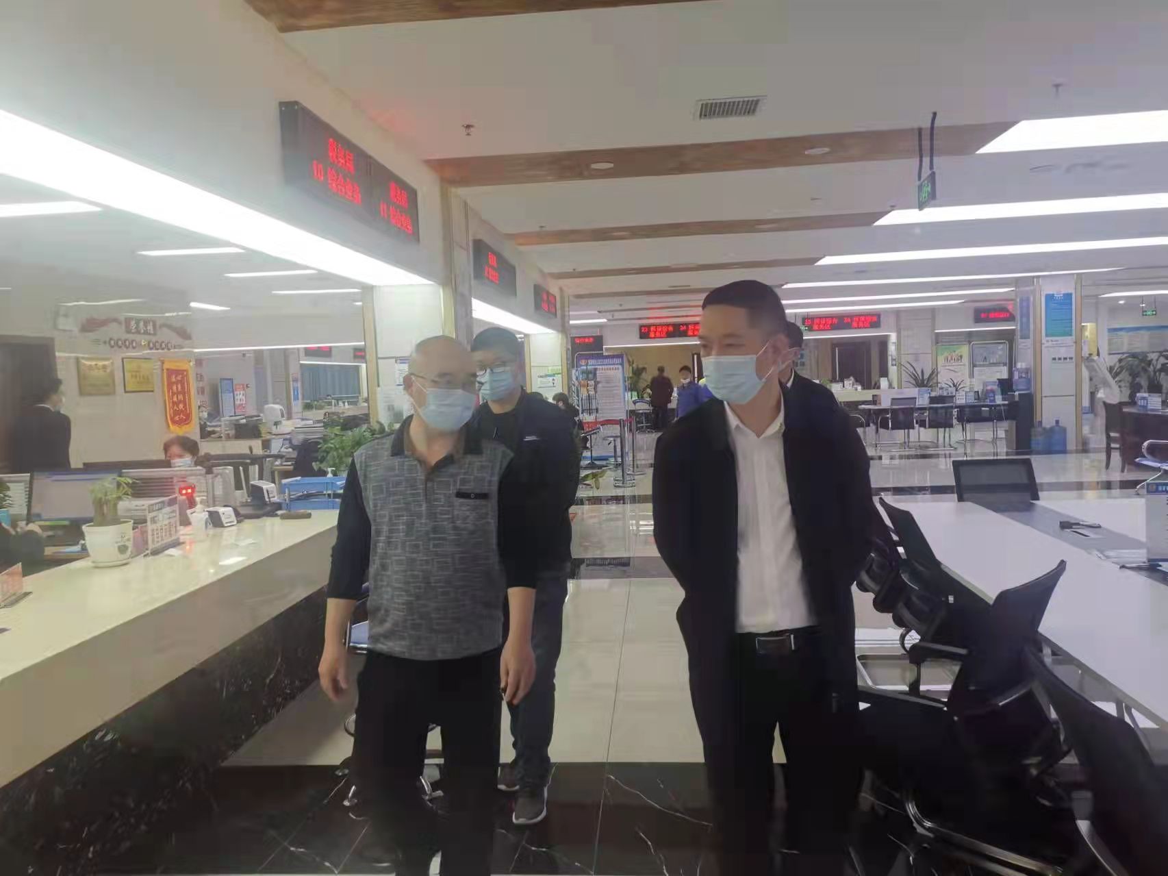 唐永湖到县直部门、乡镇（街道）调研营商环境、春耕生产、安全生产、森林防火、疫情防控、产业发展等工作