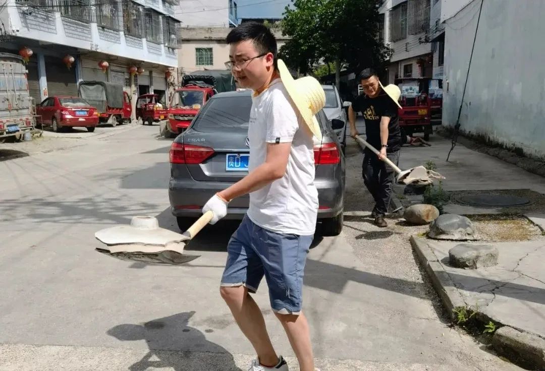 江口县纪委监委组织开展环境卫生集中大整治活动