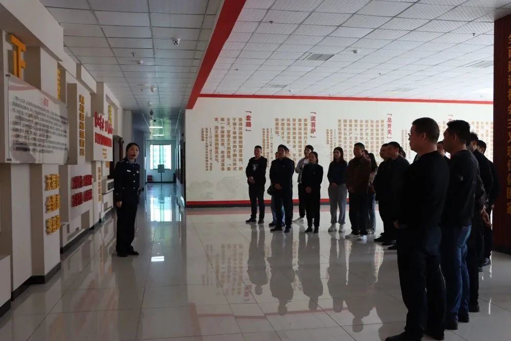 江口县纪委监委举办纪检监察干部队伍教育整顿集中学习暨“我的业务我来讲”读书分享活动